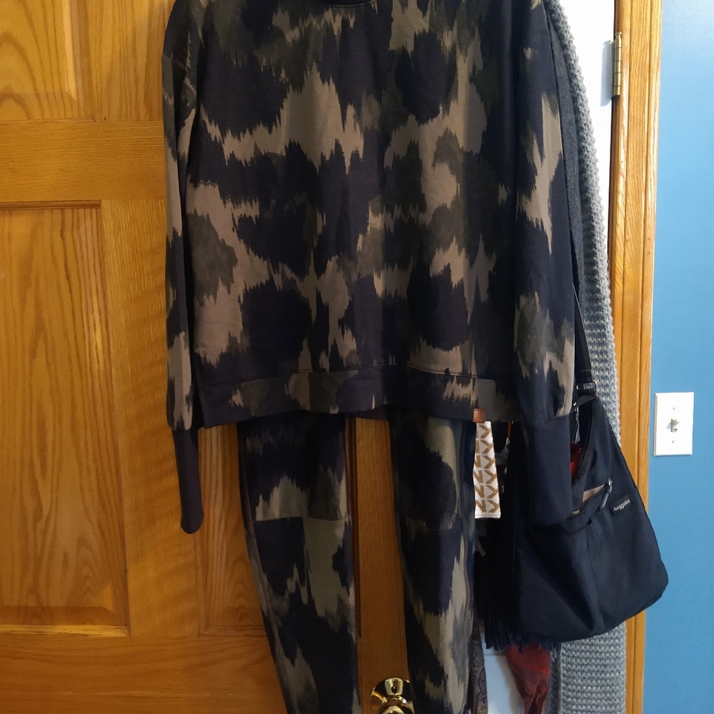 Matching camo legging and sweatshirt set